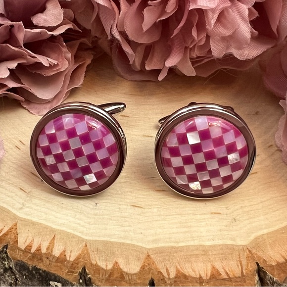 Elegant Purple and Silver Iridescent Mother of Pearl Mosaic Cufflinks - Picture 6 of 16